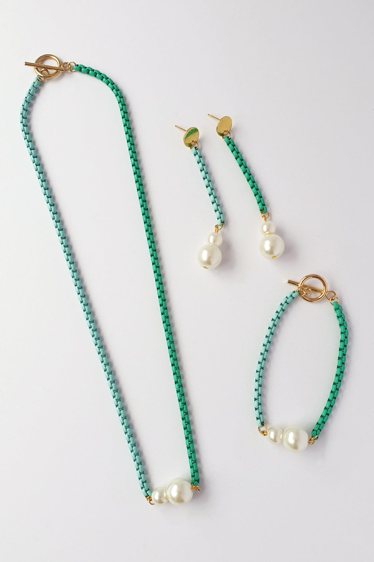 RENDEZVOUS NECKLACE