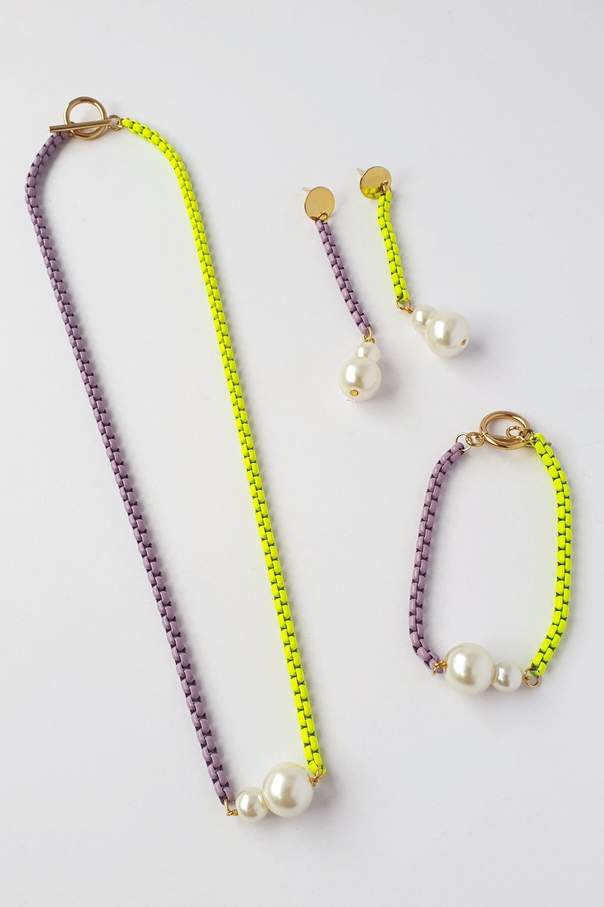 RENDEZVOUS NECKLACE