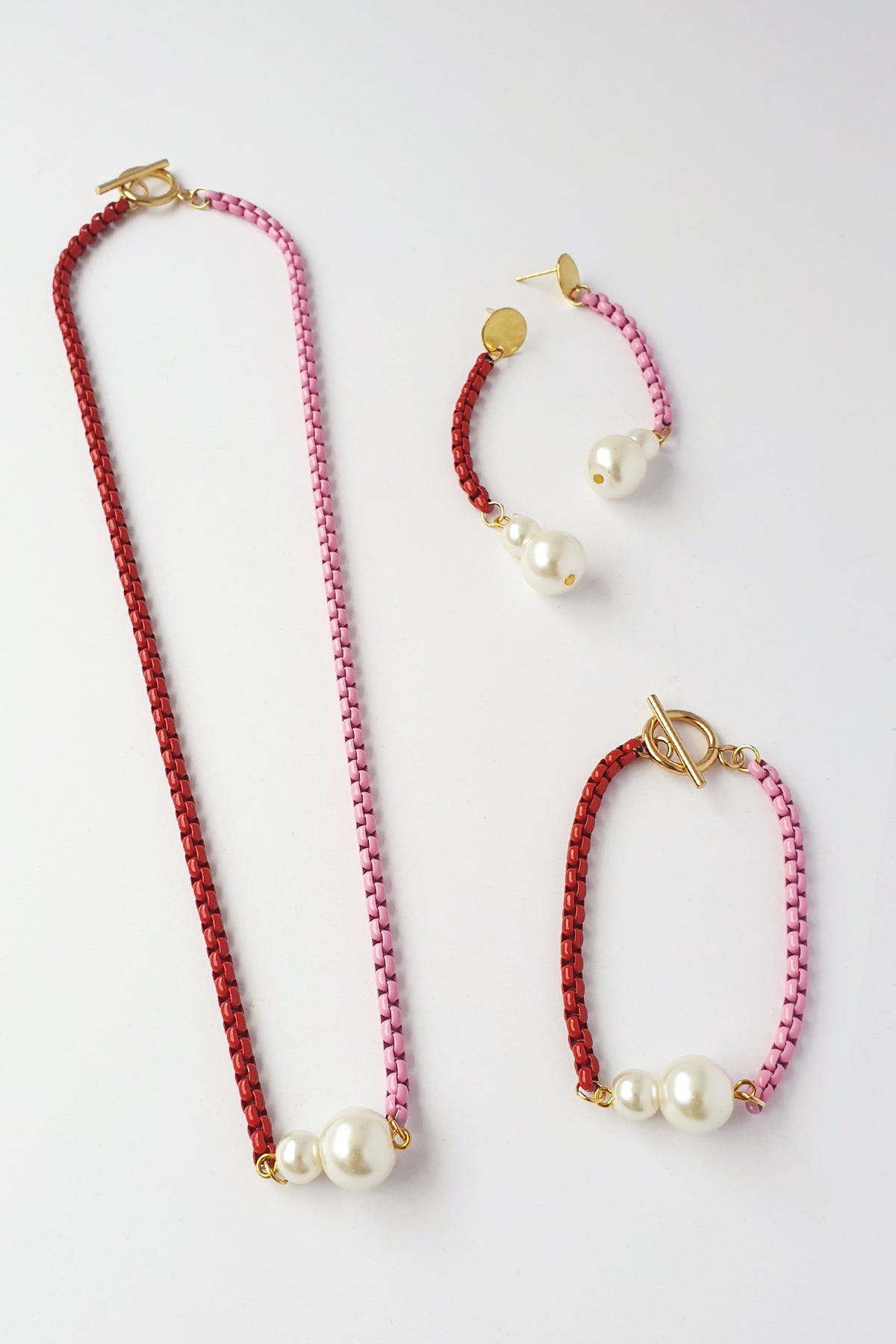RENDEZVOUS NECKLACE