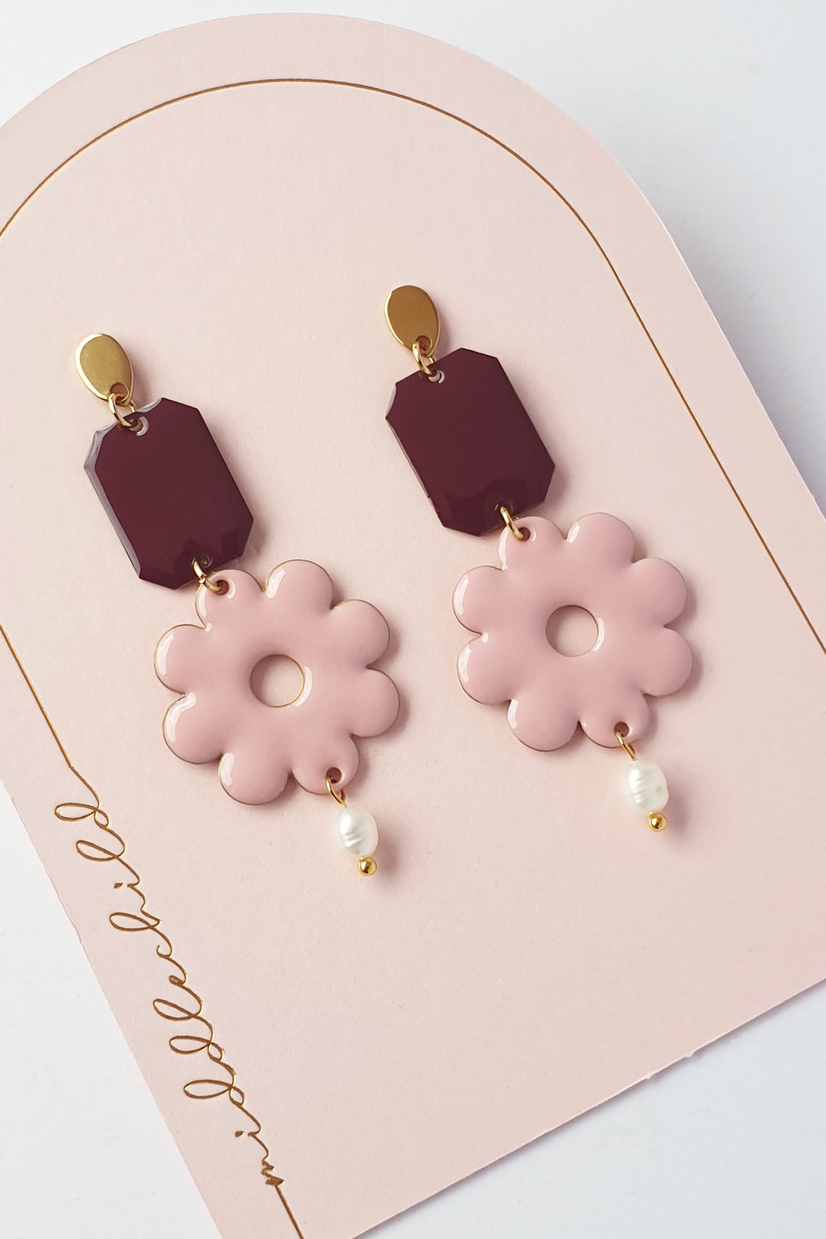 DEBUTANT EARRINGS
